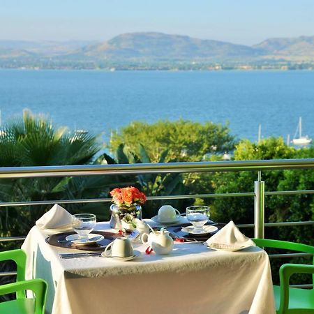 Stirling Manor Boutique Guest House Hartbeespoort Esterno foto