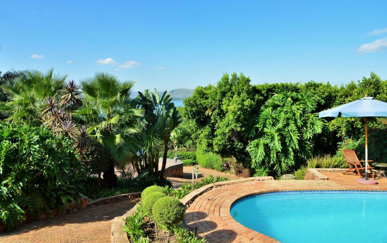 Stirling Manor Boutique Guest House Hartbeespoort Esterno foto