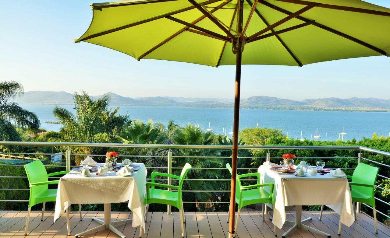 Stirling Manor Boutique Guest House Hartbeespoort Esterno foto