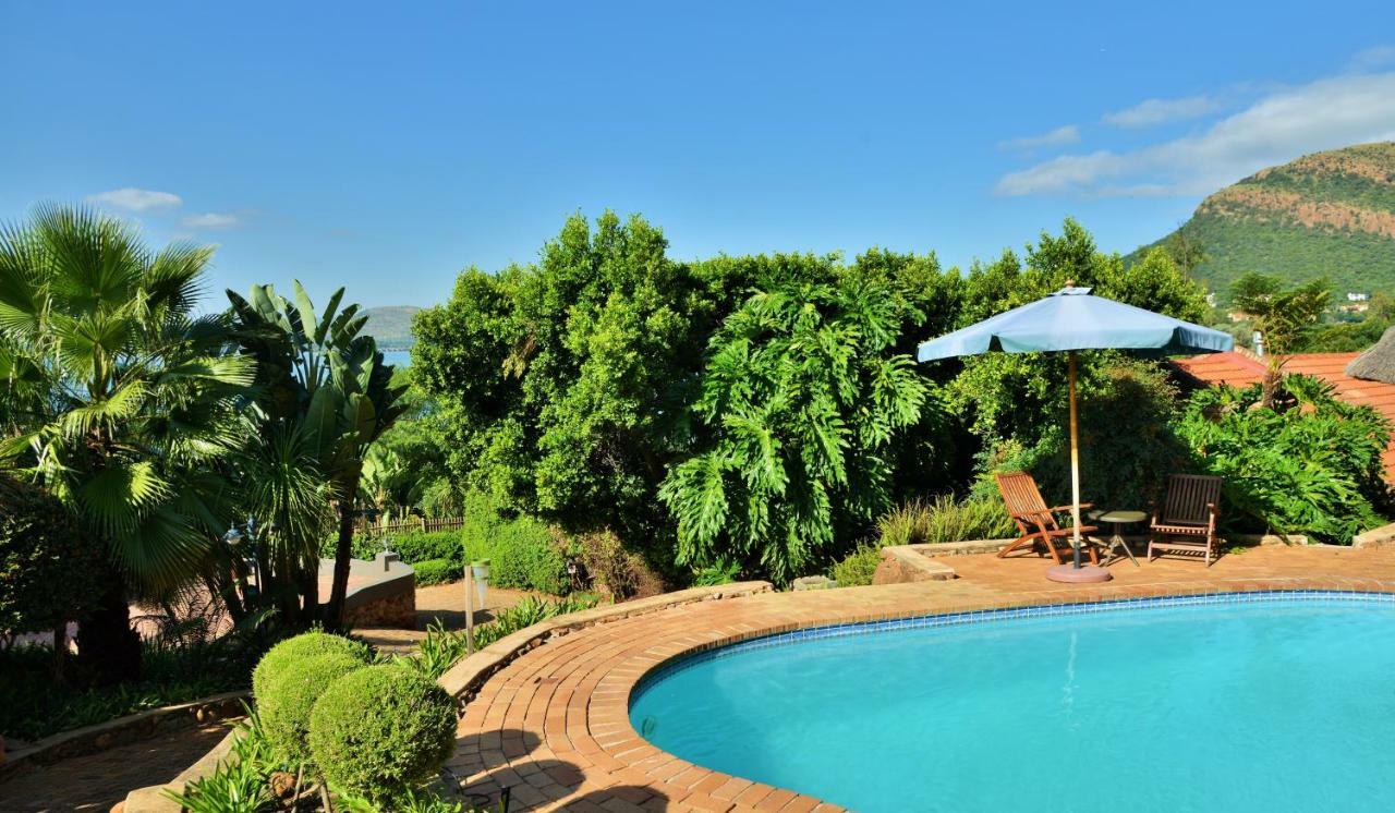 Stirling Manor Boutique Guest House Hartbeespoort Esterno foto